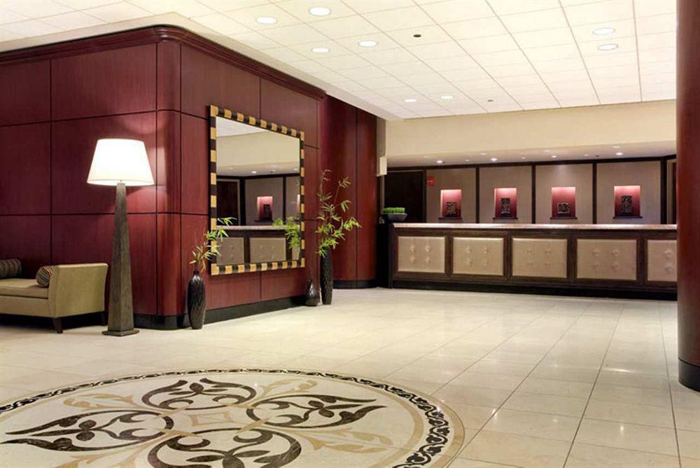 Doubletree By Hilton Kansas City - Оверленд Парк Интерьер фото