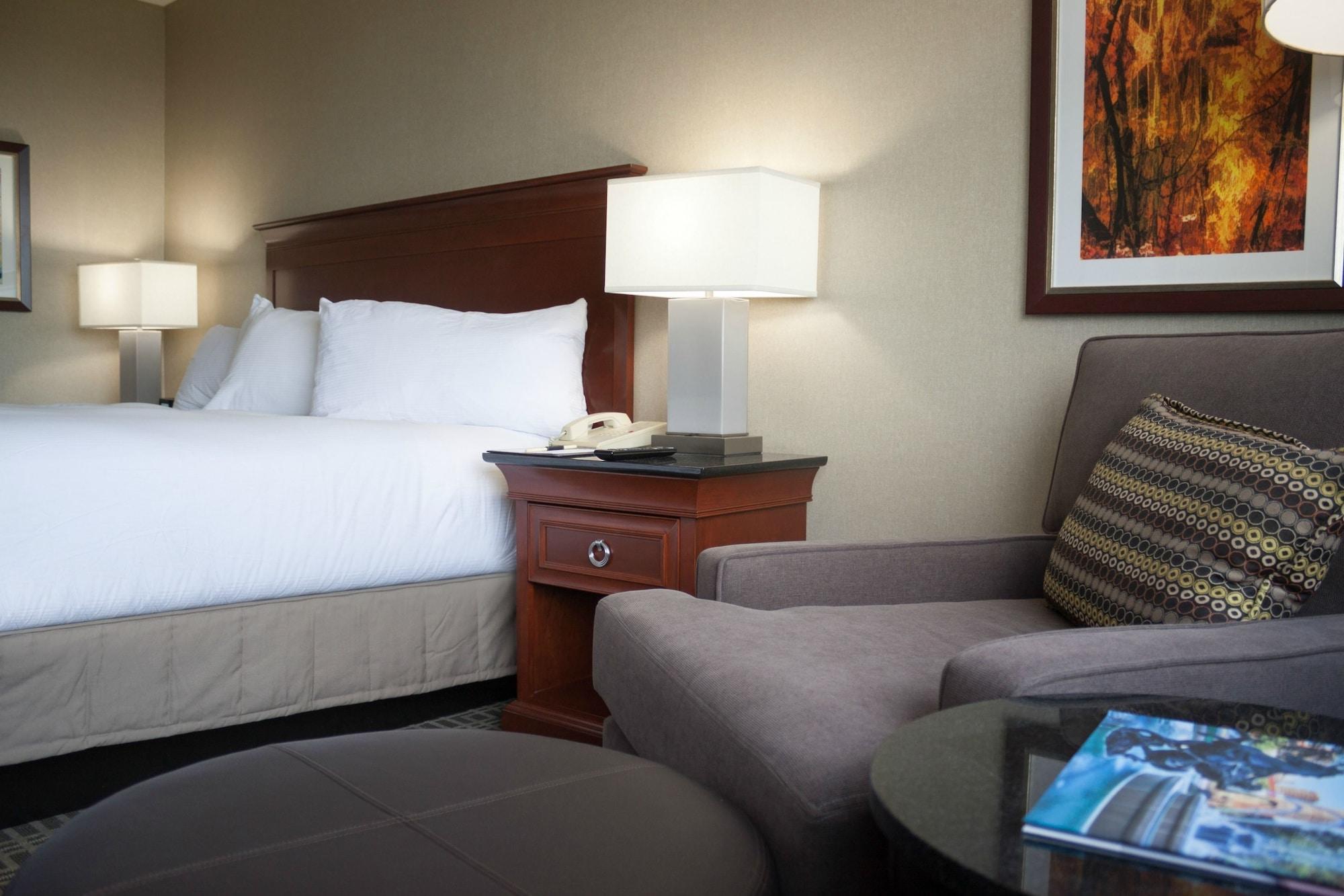 Doubletree By Hilton Kansas City - Оверленд Парк Экстерьер фото